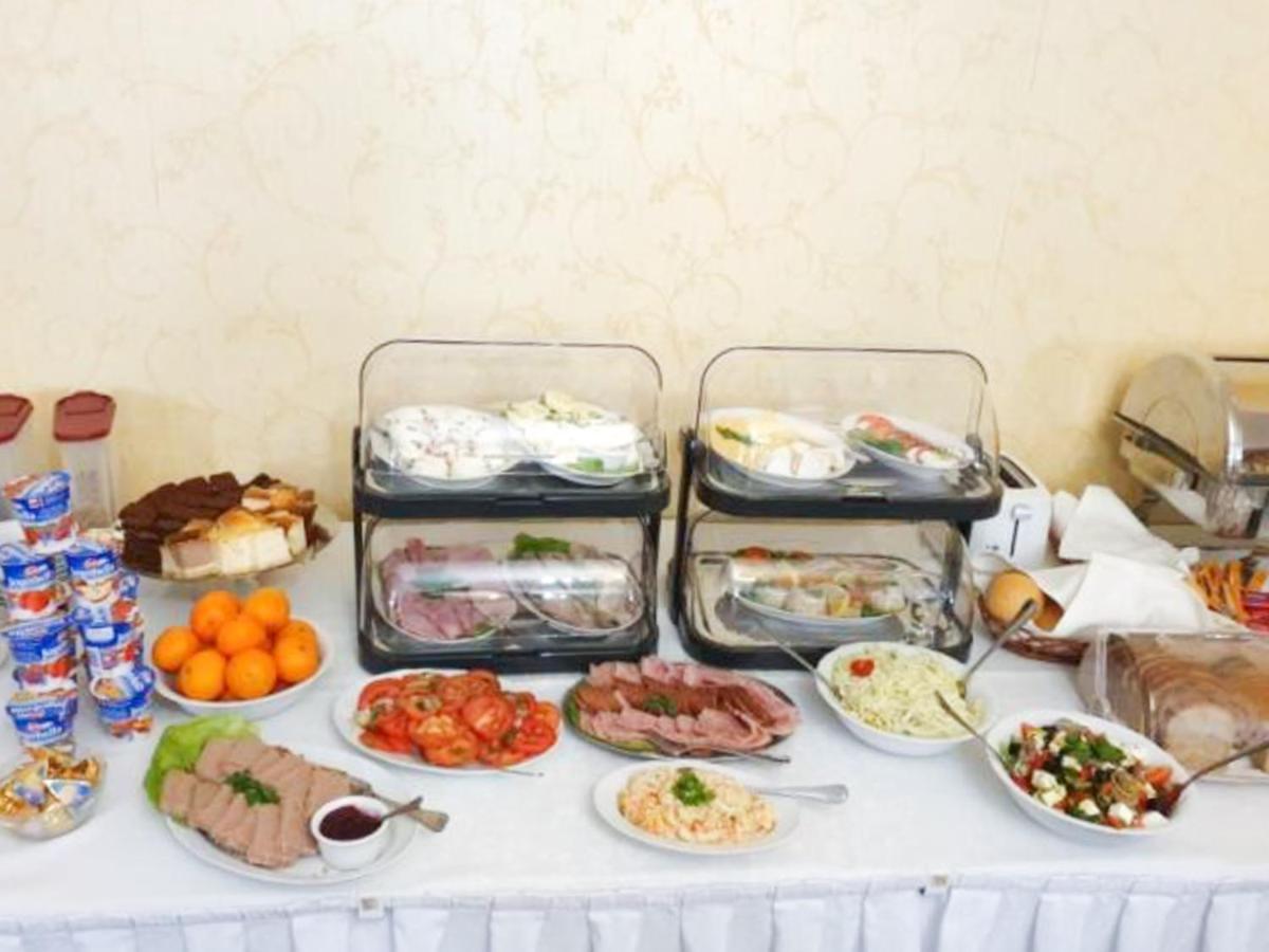 Hotel Korona ساندومييش المظهر الخارجي الصورة
